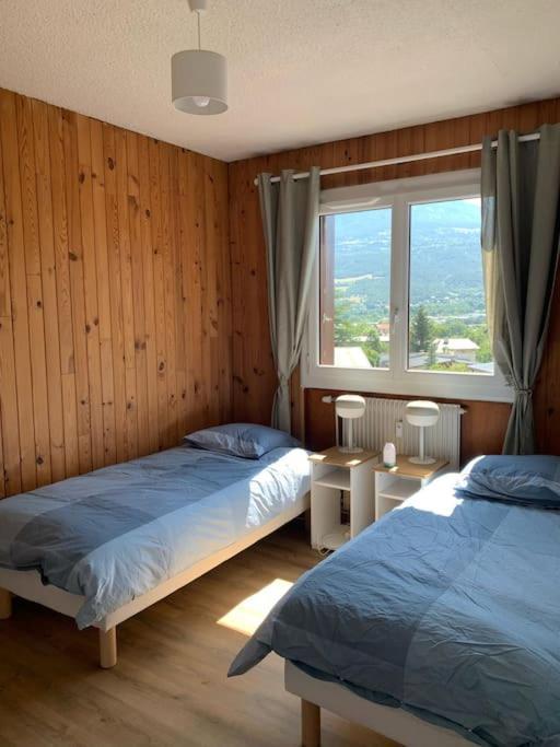 Appartement Au Plan D'Eau - Chez Laurence Embrun ภายนอก รูปภาพ